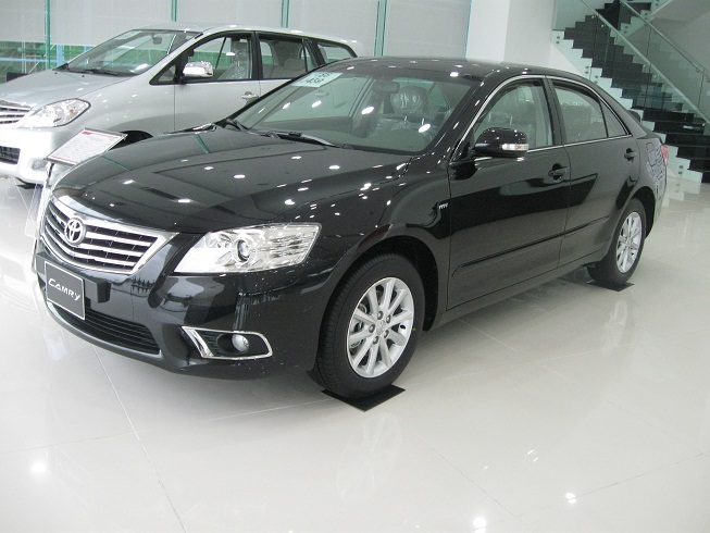 Monthly car rental CAMRY 2.4