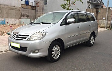 Monthly car rental INNOVA G 2012